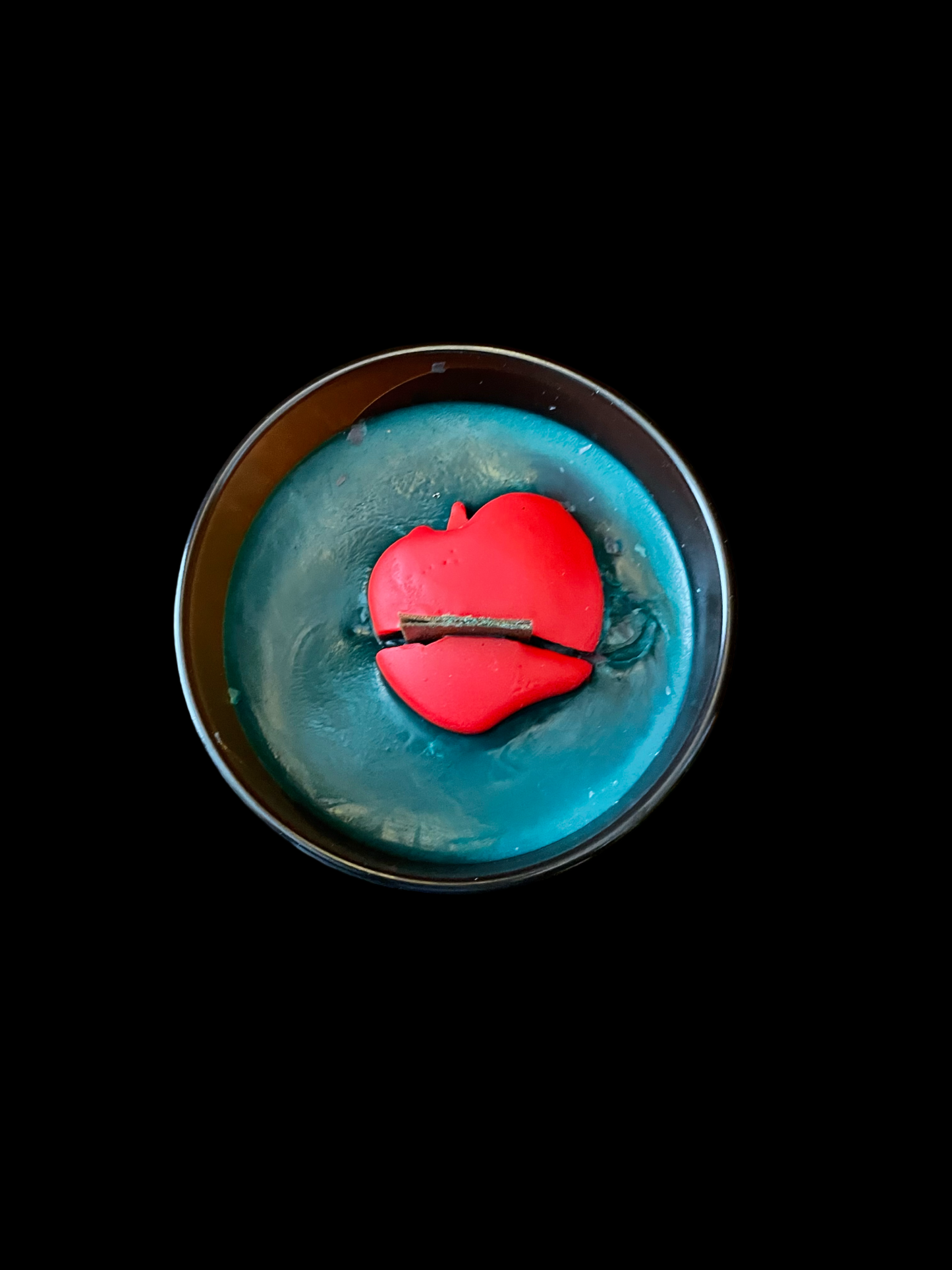 POISONED APPLE SOY CANDLE 285g/10.05oz