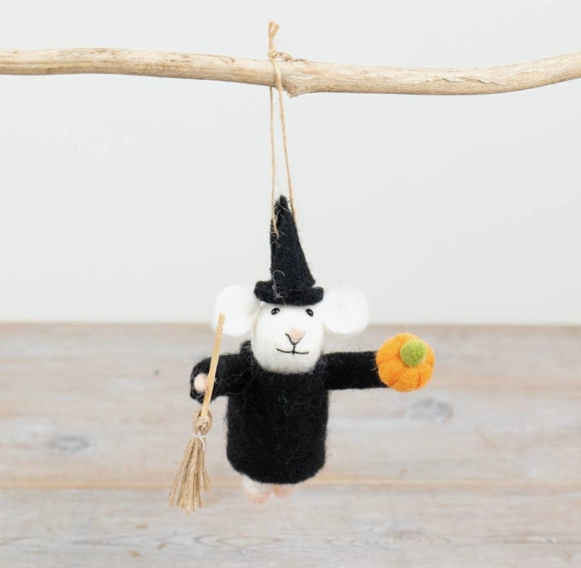 Felt Witch Mouse Hanger, 14cm