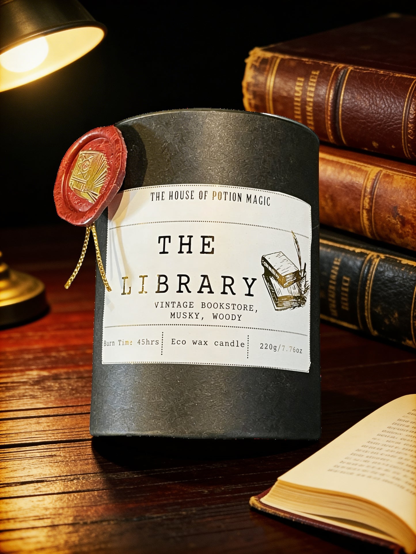 THE LIBRARY SOY CANDLE 220g/7.76oz
