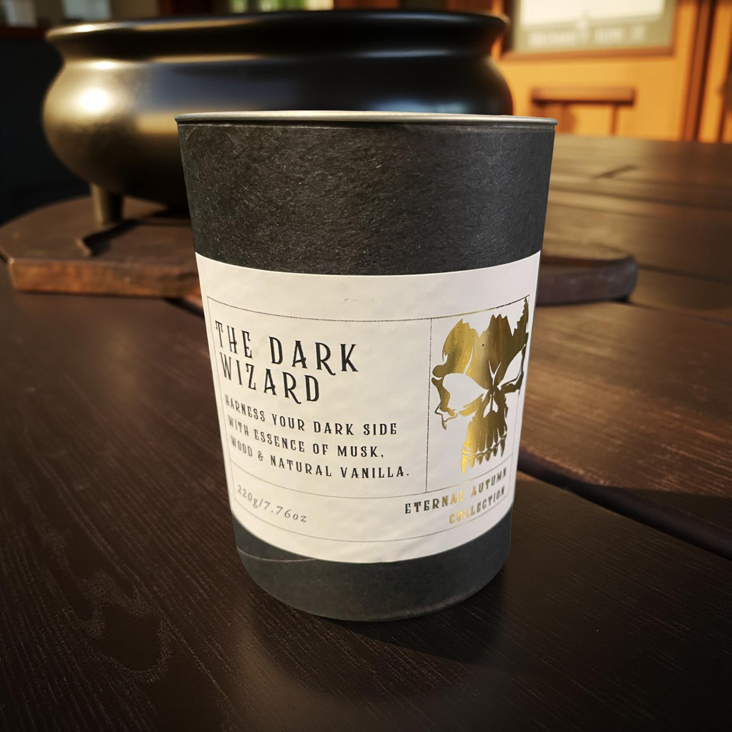 THE DARK WIZARD SOY CANDLE 220g/7.76oz